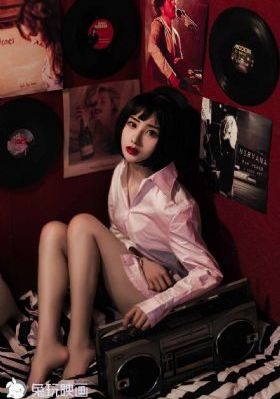 欧美比基尼性感热舞_BD版国语迅雷下载